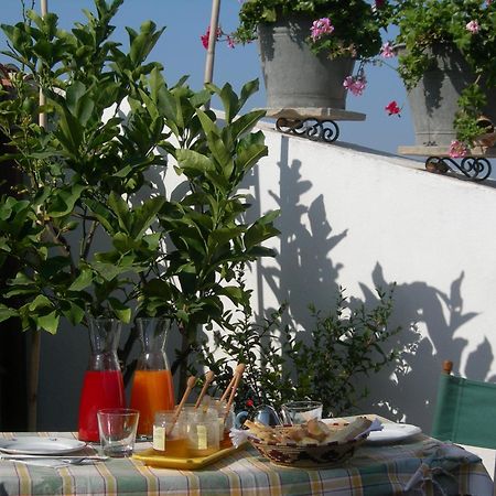 Bed and Breakfast Piazza San Pantaleo Sorso Exterior foto