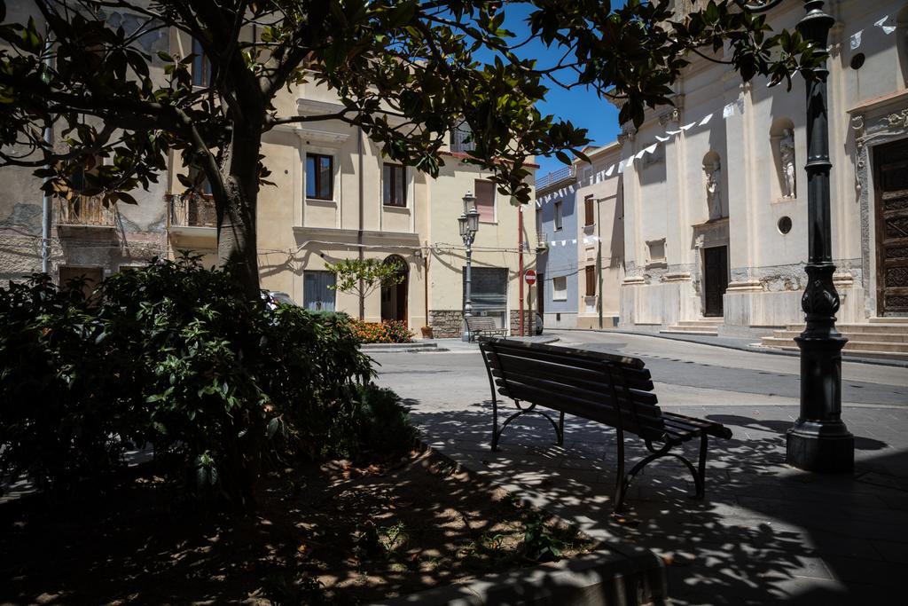 Bed and Breakfast Piazza San Pantaleo Sorso Exterior foto